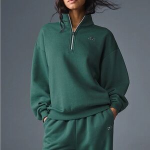 ALO Yoga Forest Green Half-Zip Sweatshirt
